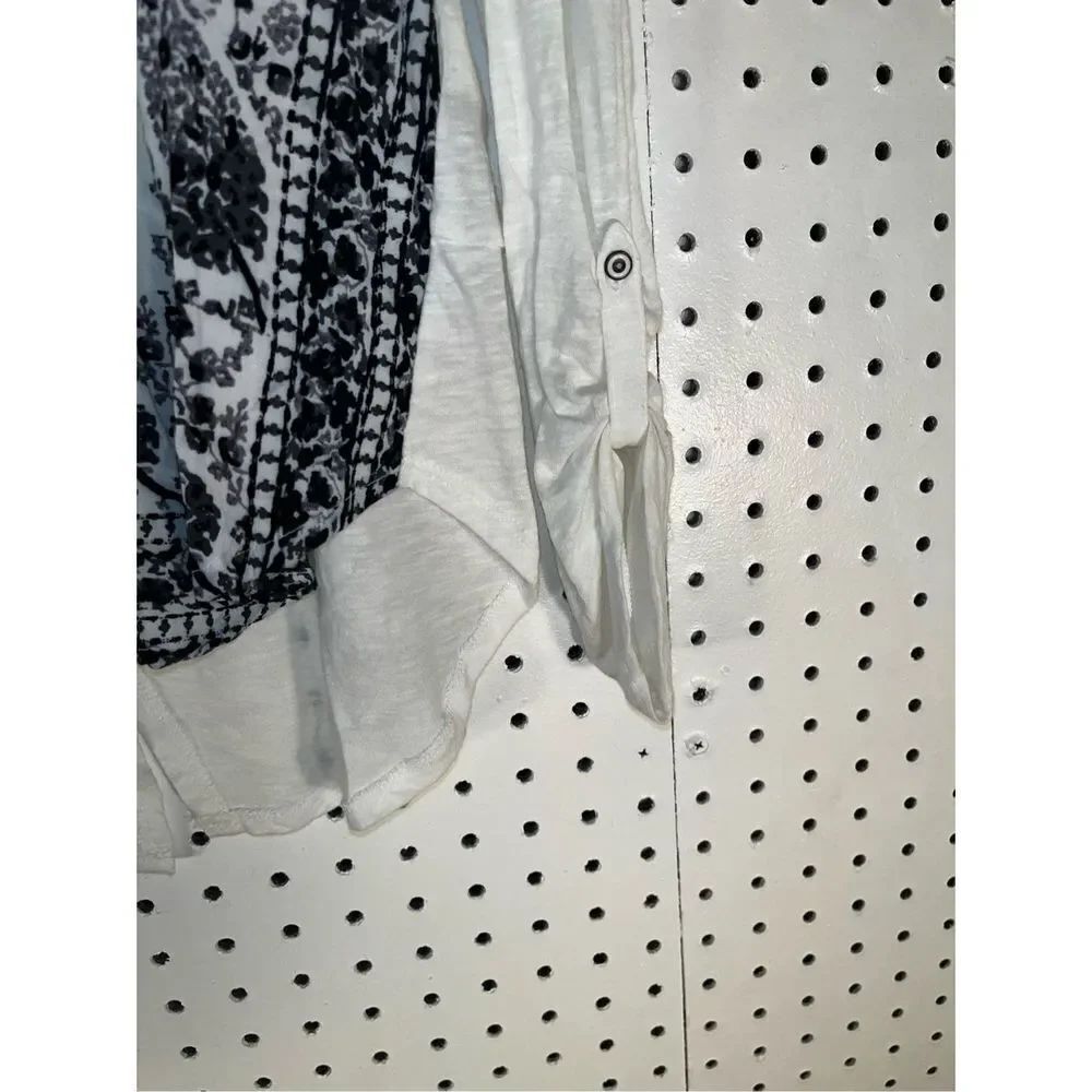 Lucky Brand top - Picture 3 of 5